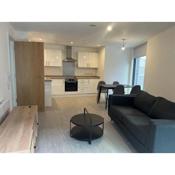 Charming 2-Bed Apartment in Salford newly built