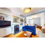 Charming 2 bedroom house with a garden in Bow