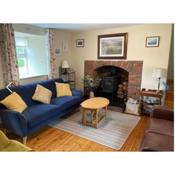 Charming 3-Bed Detached Cottage with Scenic Views