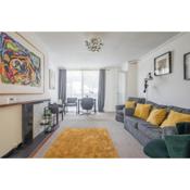 Charming Central Home - 1 Minute Stroll to the River Cam