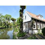 Charming holiday home in Edam with private garden
