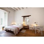 Charming seafront room in Ortigia by Wonderful Italy