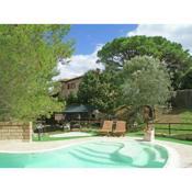 Charming Villa in Suvereto with Jacuzzi