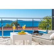 Charming Villa Svagusa with Sea View