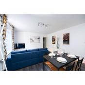 Chic 2 bedroom flat with ensuite baths in London