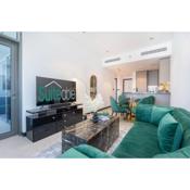 Chic Apartment with green accents and Burj Khalifa view
