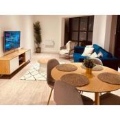 Cityscape Oasis - Luxury Apartment - City Centre - Wifi included