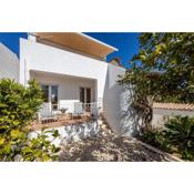 CoolHouses Algarve Luz, 3 Bed townhouse, lovely sea views, village centre, Casa Limoeiro 54LBC