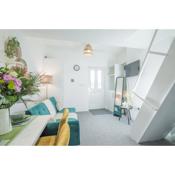 Cosy 2 Bed in Milton Keynes by O&J Real Estate