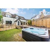 Cotswold holiday let with hot tub - The Old Garage