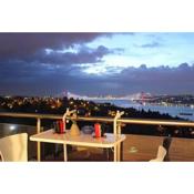 Cozy Apartment with Fascinating Bosphorus View in Uskudar