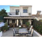Cozy Spanish house in Nueva Andalucia Golf Padel Hiking and Sun