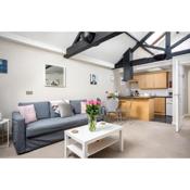 Curb Properties - Super Apartment Moments From Town Centre