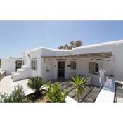 Cycladic beauty and tranquillity in Kostos, Paros