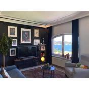 Delightful Apartment with Backyard and Bosphorus View in Uskudar