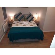 Deluxe Double Rooms close to Airport