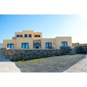 DIPOLIS luxury apartments Syros