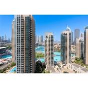 Downtown Dubai, Luxury 2 Bed 2 Bath Apartment - Pool, Gym, AirCon, Parking - Views of The Dubai Fountain & Burj Khalifa