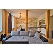 Dream Stay - Old Town Church View Apartment with Sauna