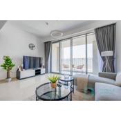 Elegant 1BR Apartment in 17 Icon Bay Dubai Creek - High Floor