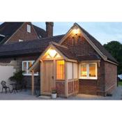Exclusive Holiday Accommodation - Bancoft Cottage