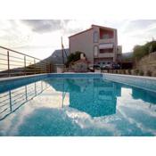 Family friendly apartments with a swimming pool Klis, Split - 17986
