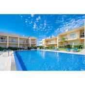 Family Holiday Apartment - Centrally Located - Vale de Parra