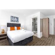 Flatzy - Central 4 En-suite Bedroom Oasis B
