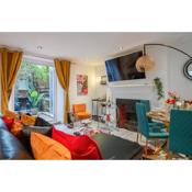 Funky Trendy Modern 3 Bed 3 Bath House In Dalston
