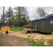 Glenfarne Lodge Glamping