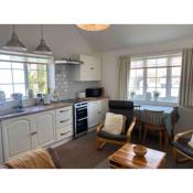 Good value, Spacious and in the heart of Lyme Regis, 1 min to the beach