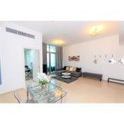 Gorgeous 1 bed with Balcony - Beach walk distance