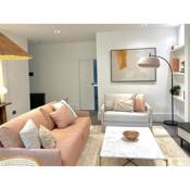 Gorgeous newly refurbished 2 bedroom apartment in London