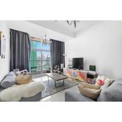 Great 1BR APT Continental Tower