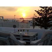 Great Sea-view 2BD Apartment @ Paros