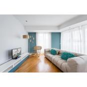 GuestReady - Blue shades with panoramic city views
