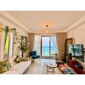 Gulf View Apartment with 5* Beach and Amenities