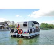 Hausboot _Wassercamper_ SCHW 930
