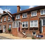 Henley-On-Thames - 2 Bedroom Cottage With Permit Parking Close By