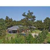Holiday Home Agusta - 1-1km from the sea in Western Jutland by Interhome