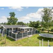 Holiday Home Dierf - 550m from the sea in Lolland- Falster and Mon by Interhome