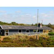 Holiday Home Elsa - 700m from the sea in Western Jutland by Interhome
