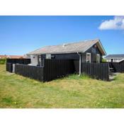 Holiday Home Engelbertine - 900m from the sea in NW Jutland by Interhome