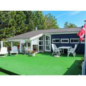 Holiday Home Gitten - 600m from the sea in NW Jutland by Interhome