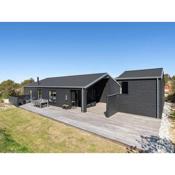 Holiday Home Helli - 650m from the sea in NW Jutland by Interhome