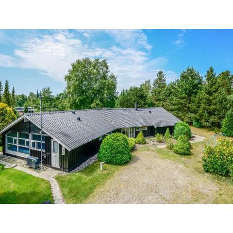 Holiday Home Joakim - 350m from the sea in Lolland- Falster and Mon by Interhome