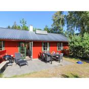 Holiday Home Oisin - 150m from the sea in Bornholm by Interhome