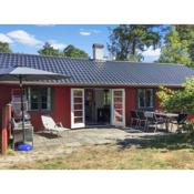 Holiday Home Patti - 150m from the sea in Bornholm by Interhome