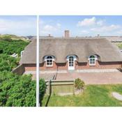Holiday Home Pia - 400m from the sea in Western Jutland by Interhome