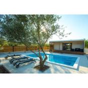 Holiday home Relax with private pool